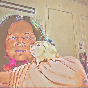 Meet your Posher, Sandy